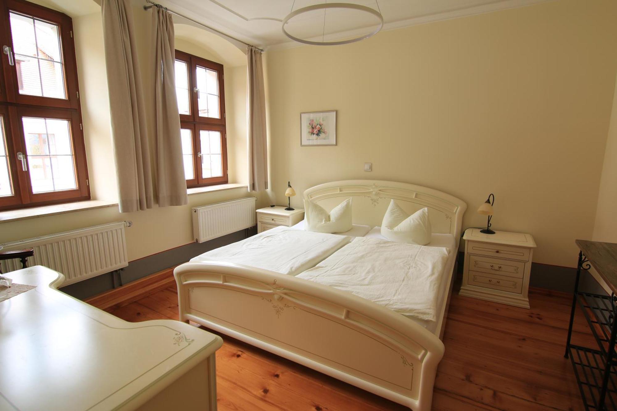 Hotel Zum Kloetzelmoench ゲルリッツ エクステリア 写真